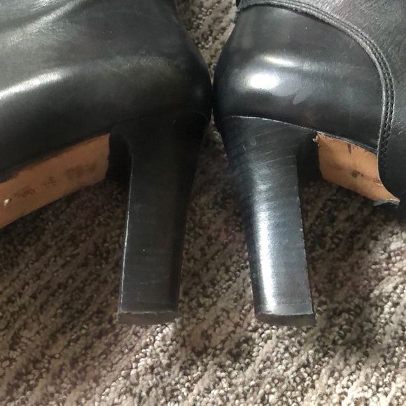 Unique layered boot - Picture 3 of 6